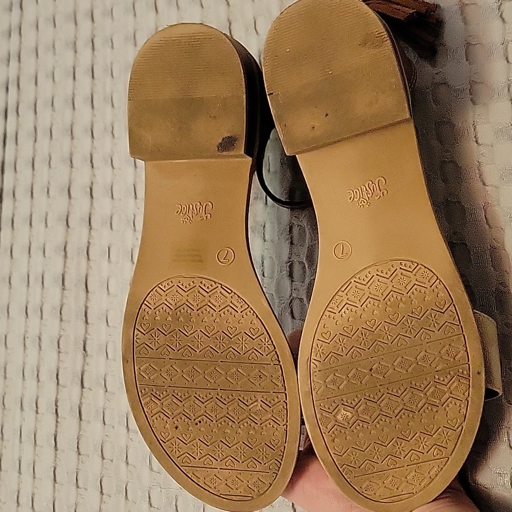 Sandals - Picture 3 of 3